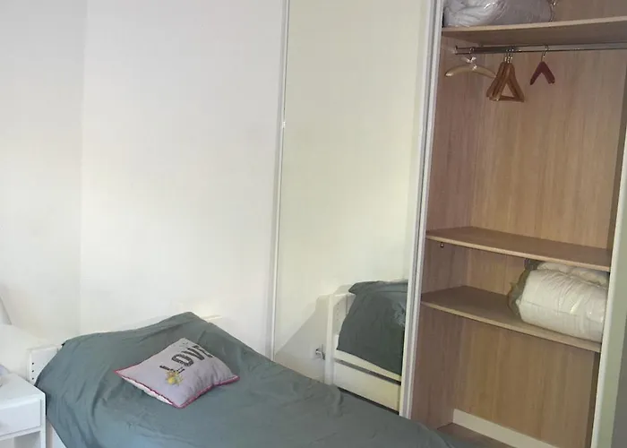 Vue Rez-de-jardin Piscine *