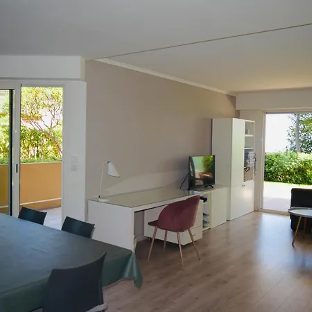 Apartman Vue Rez-de-jardin Piscine Antibes